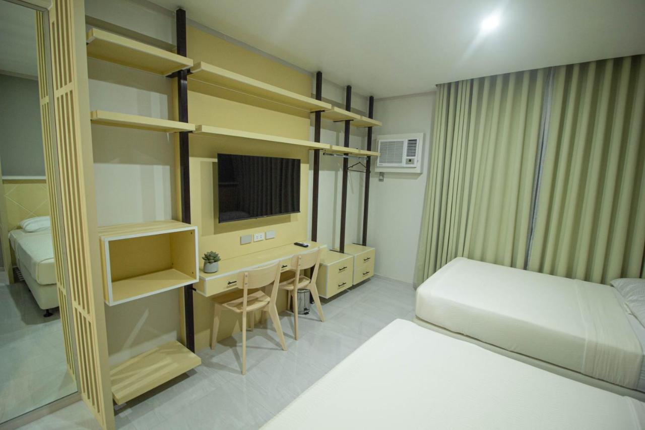 Twin Hearts Residences 1 Roxas Exterior foto